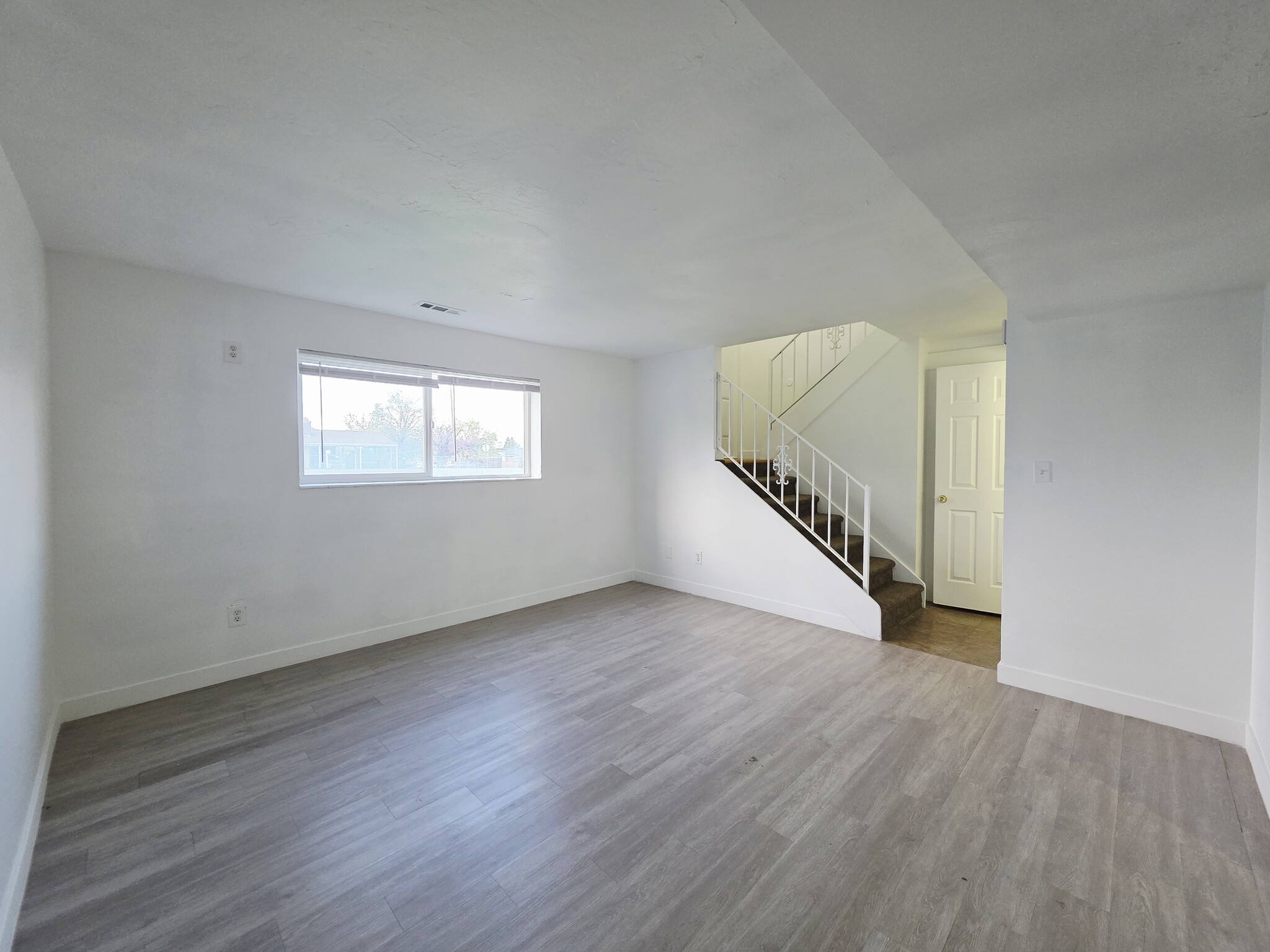 Building Photo - 3371 W 4100 S