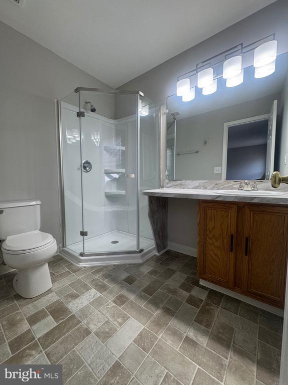 Building Photo - 136 Redden Ln