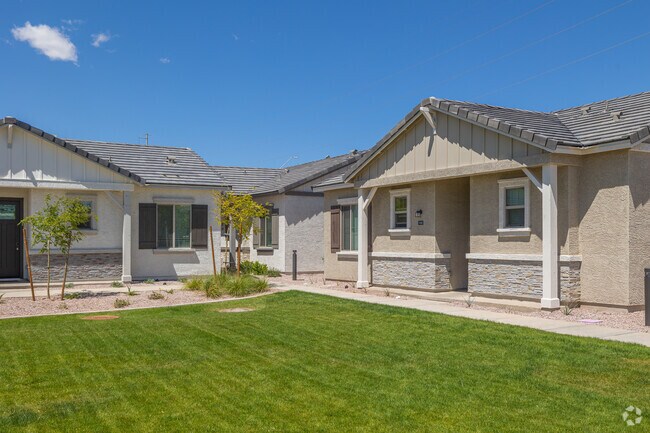 Building Photo - Christopher Todd Communities Paradisi