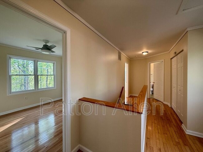 Building Photo - 92 Westover Dr