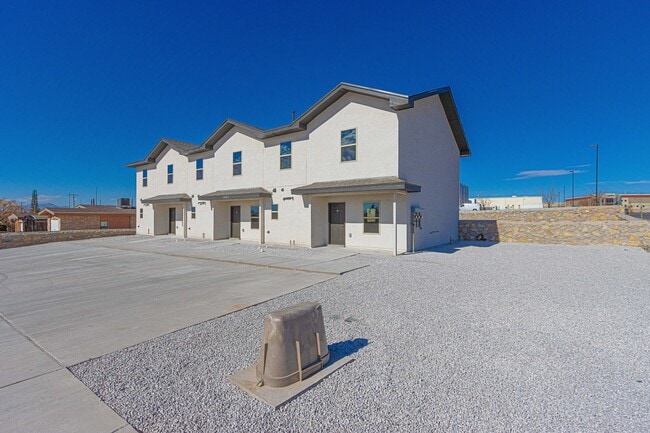 Building Photo - 9397 Senor Tedd Way