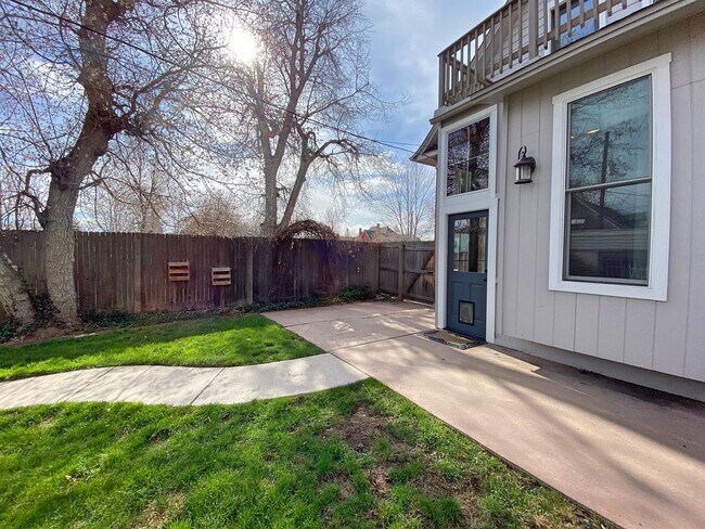 Building Photo - 2445 W 37th Ave