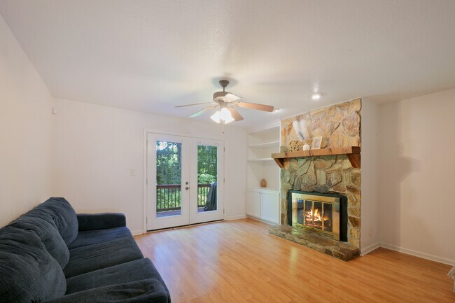Building Photo - 2507 Hidden Cove Ct