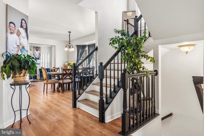 Building Photo - 9841 Cheshire Ridge Cir