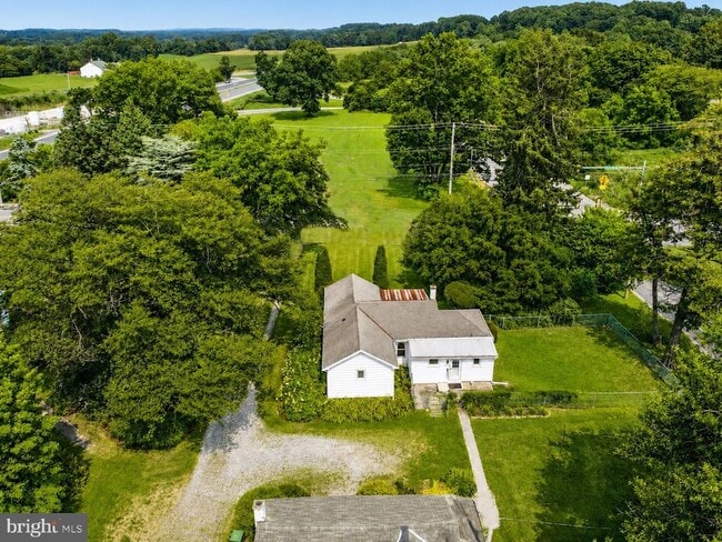 Building Photo - 40 Reeceville Rd