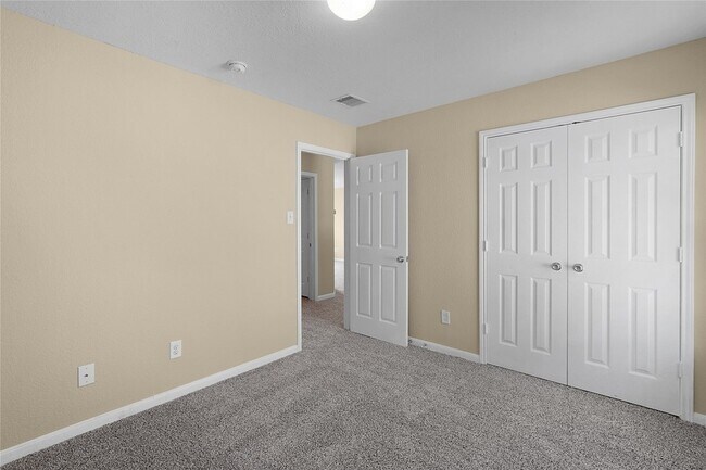 Building Photo - 18743 Westgate Park Dr