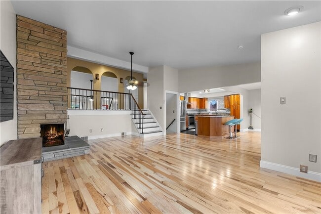 Building Photo - 1274 Folkstone Dr