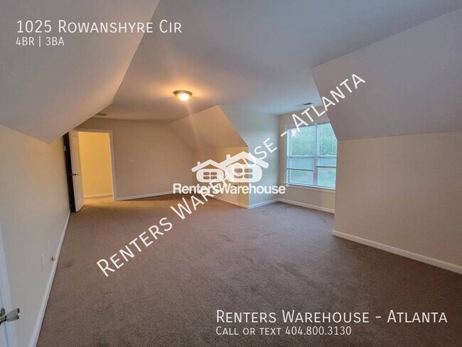 Building Photo - 1025 Rowanshyre Cir