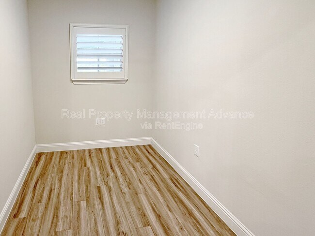 Building Photo - 3750 Dalea Dr