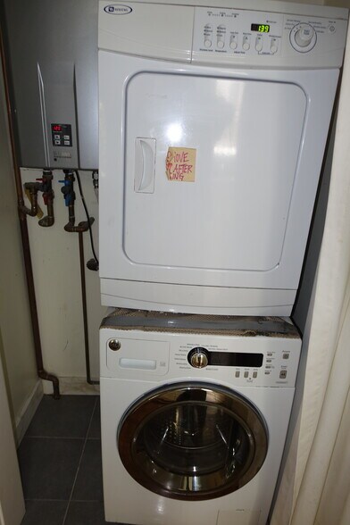 Building Photo - 2343 Dwight Way