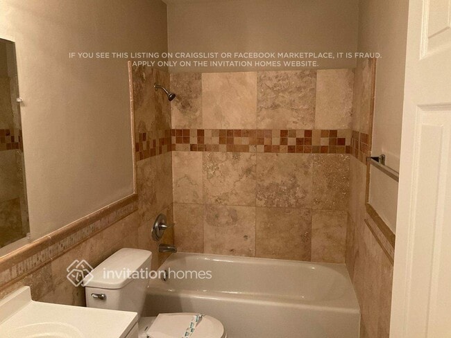 Building Photo - 270 Avenida de Suerte