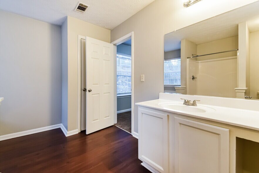 Building Photo - 343 Clearsprings Dr