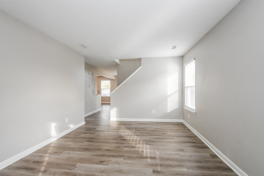 Building Photo - 8039 Corktree Dr