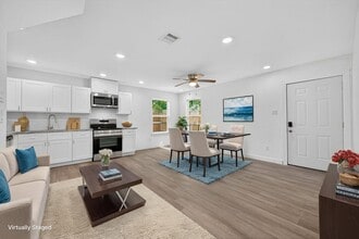 Building Photo - 9405 Madera Rd