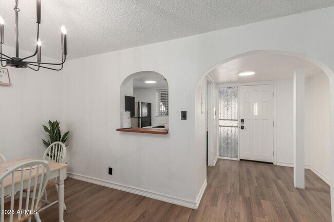 Building Photo - 4701 N 68th St