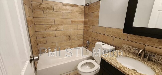 Building Photo - 9713 Dennis Dr