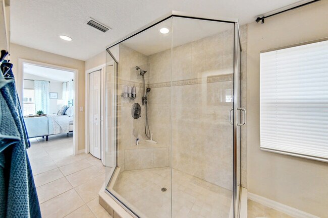 Building Photo - 24 Central Ave