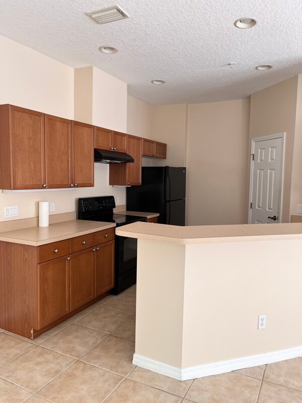 Building Photo - 546 Pinebranch Cir