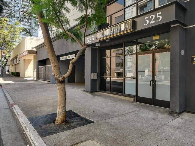 Building Photo - 525 Eleventh Ave