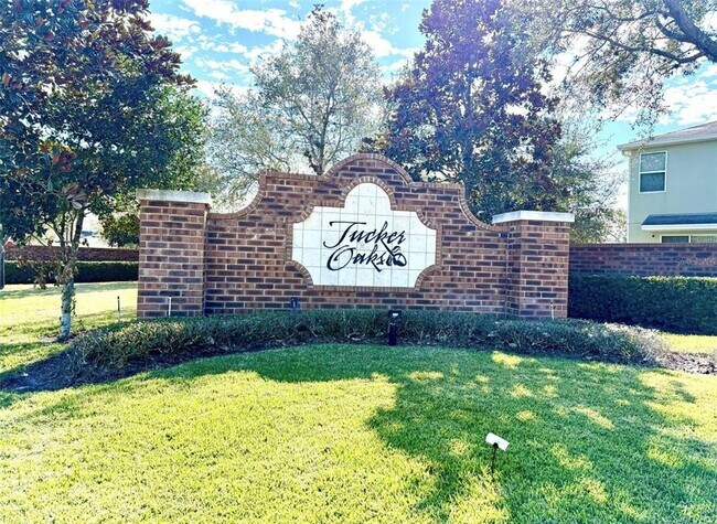 Building Photo - 1604 Scarlet Oak Loop