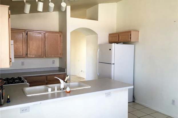 Building Photo - 2889 Dome Peak Ct