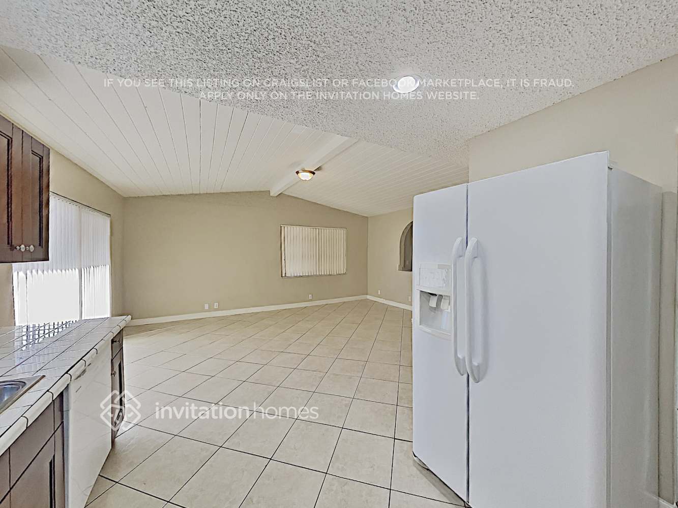 Building Photo - 3350 SW 1st Ct