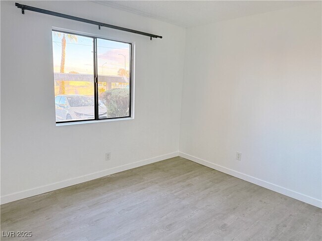 Building Photo - 601 Cabrillo Cir