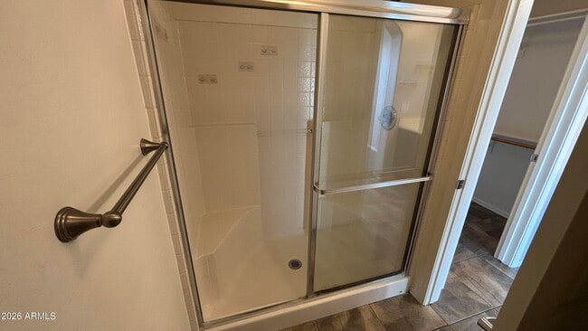 Building Photo - 3250 W Greenway Rd