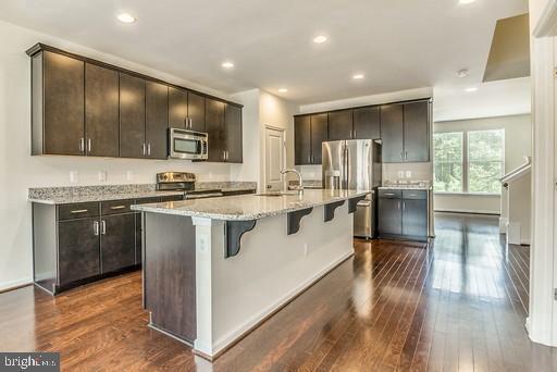 Building Photo - 8931 Garrett Way