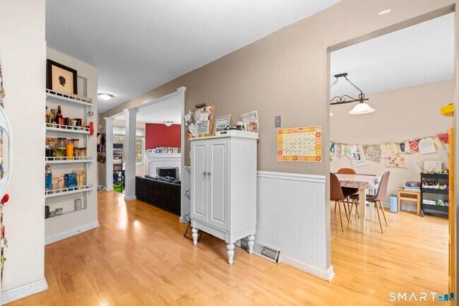 Building Photo - 113 Promenade Unit 113 Dr