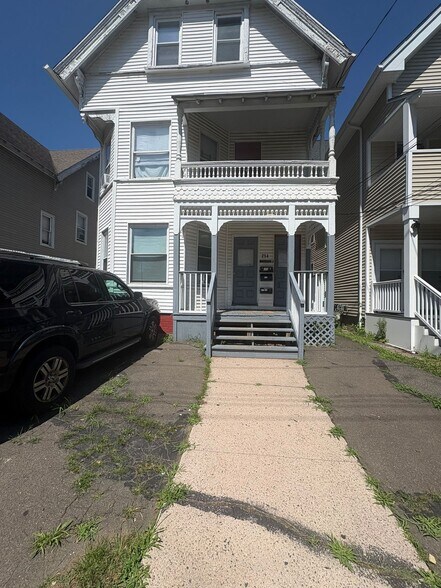 Building Photo - 254 Winthrop Ave