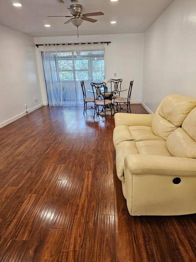 Building Photo - 2790 Ashley Dr E