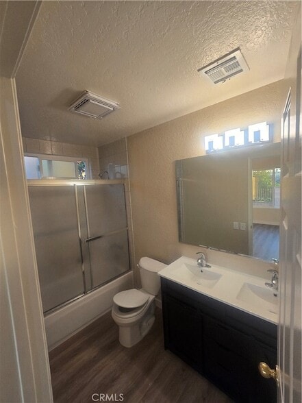 Building Photo - 19637 Vista Hermosa Dr