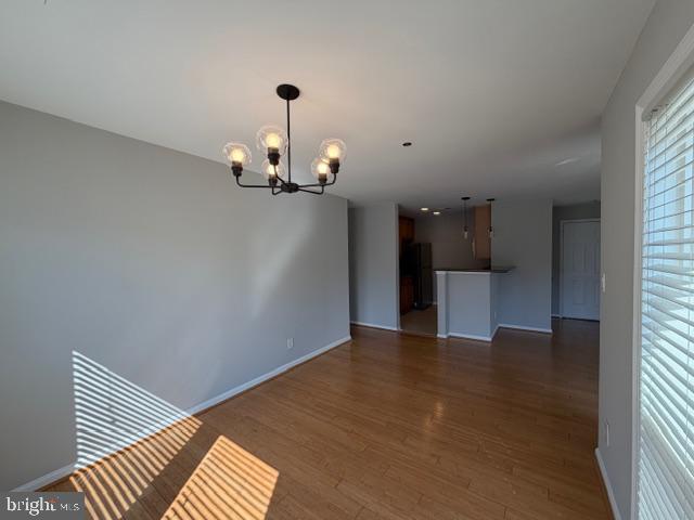 Building Photo - 3175 Summit Square Dr