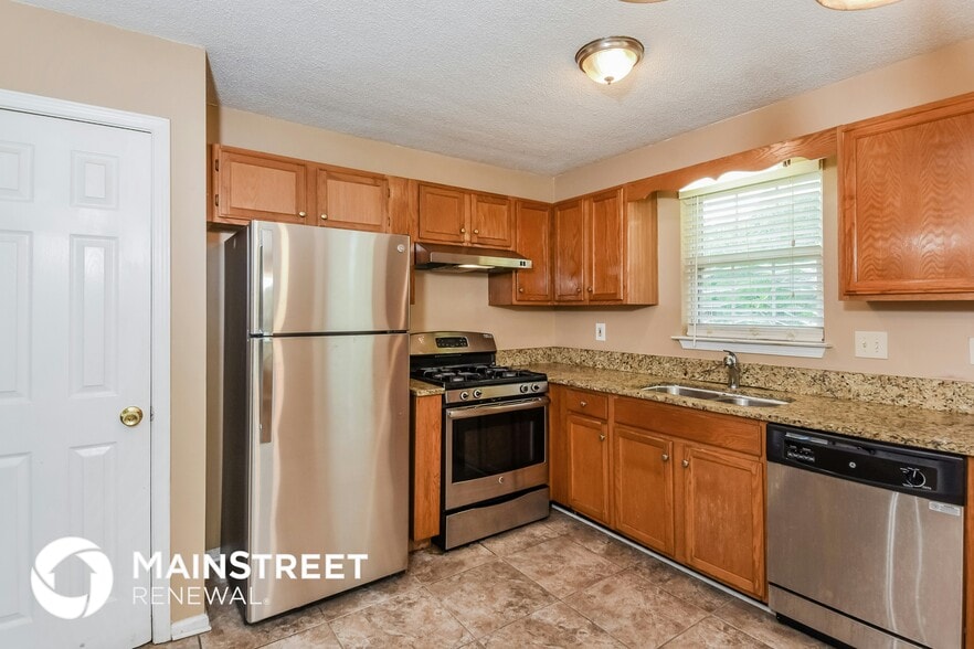 Building Photo - 3385 Slate Dr