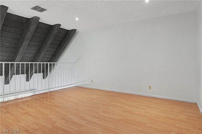 Building Photo - 6544 Ironbark Ln