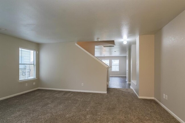 Building Photo - 430 Remington Creek Dr