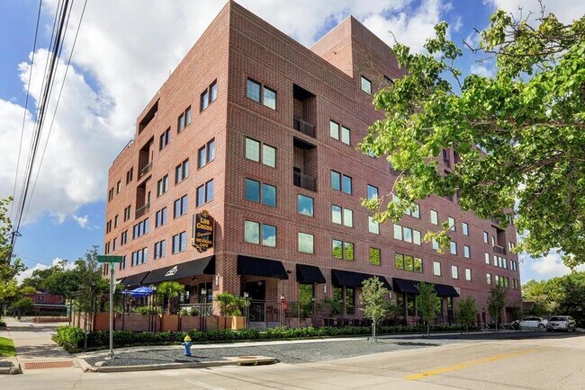 Building Photo - 1111 Studewood St
