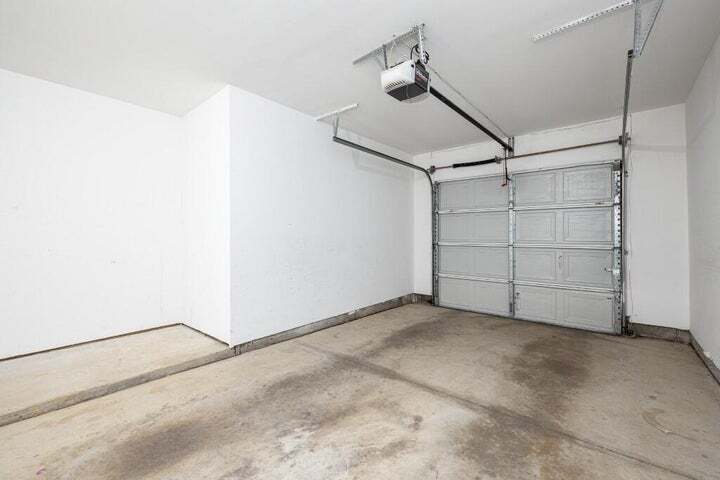 Building Photo - 5603 Hampshire Ln