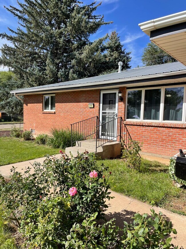 Primary Photo - Cedar Street Terrace