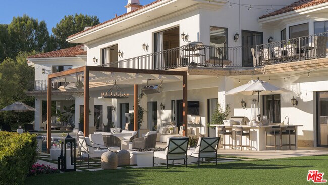 Building Photo - 6110 Merritt Dr