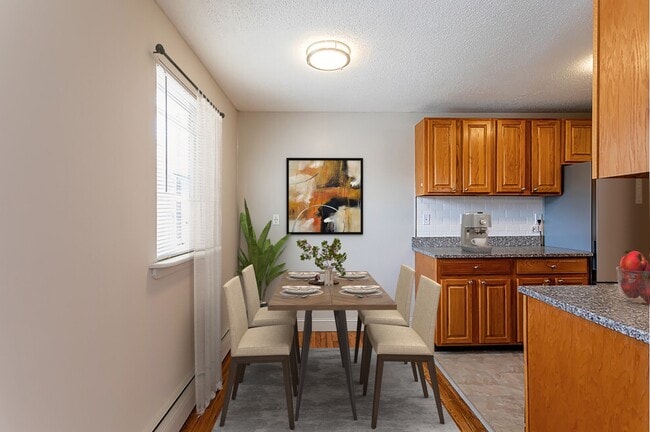 Building Photo - 173 Salmon Brook Dr