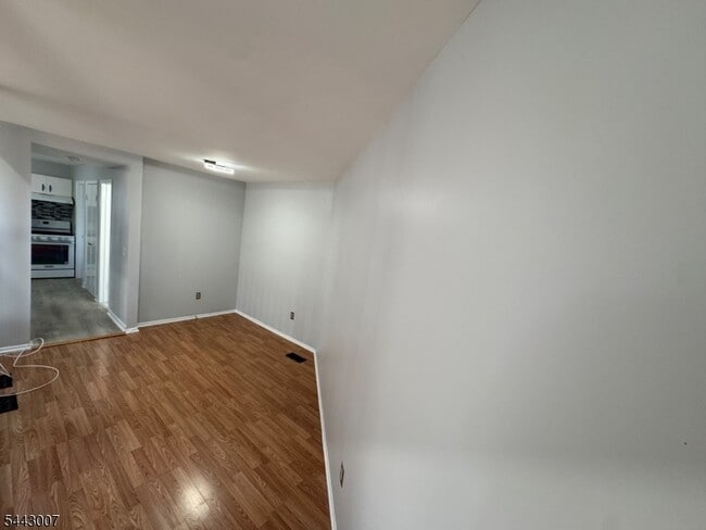 Building Photo - 3811 Bloomingdale Dr
