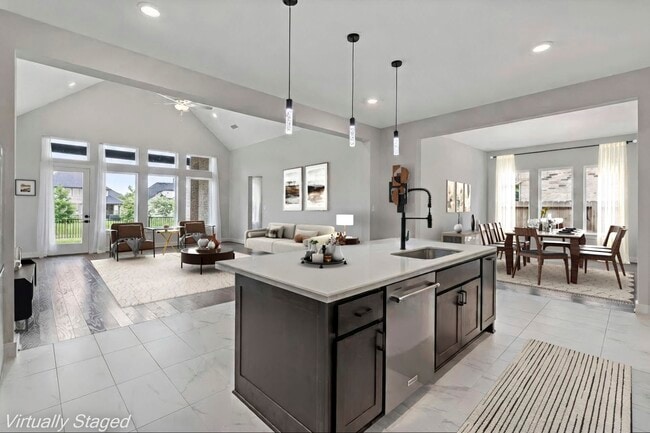 Building Photo - 7327 Sunny Oak Ln