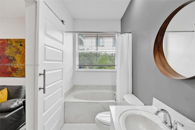 Building Photo - 1725 Winterberry Ln