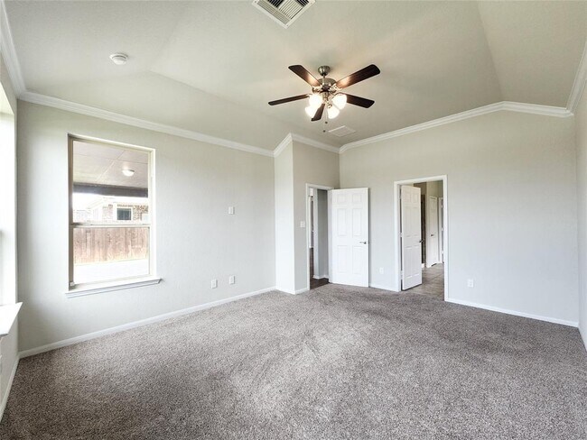 Building Photo - 14711 Sycamore Side Wy