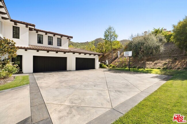 Building Photo - 29462 Malibu View Ct