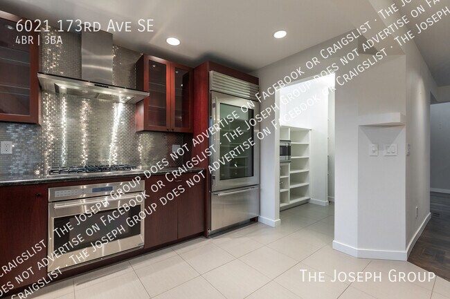 Building Photo - 6021 173rd Ave SE