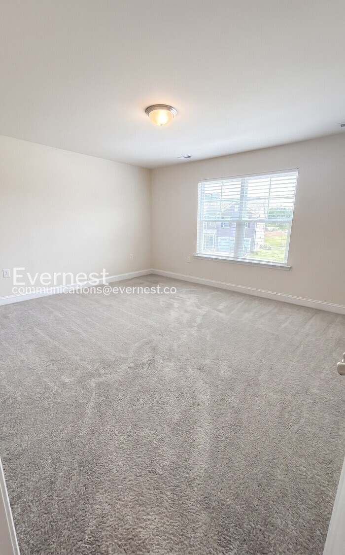 Building Photo - 8436 Jordan Meadow Dr