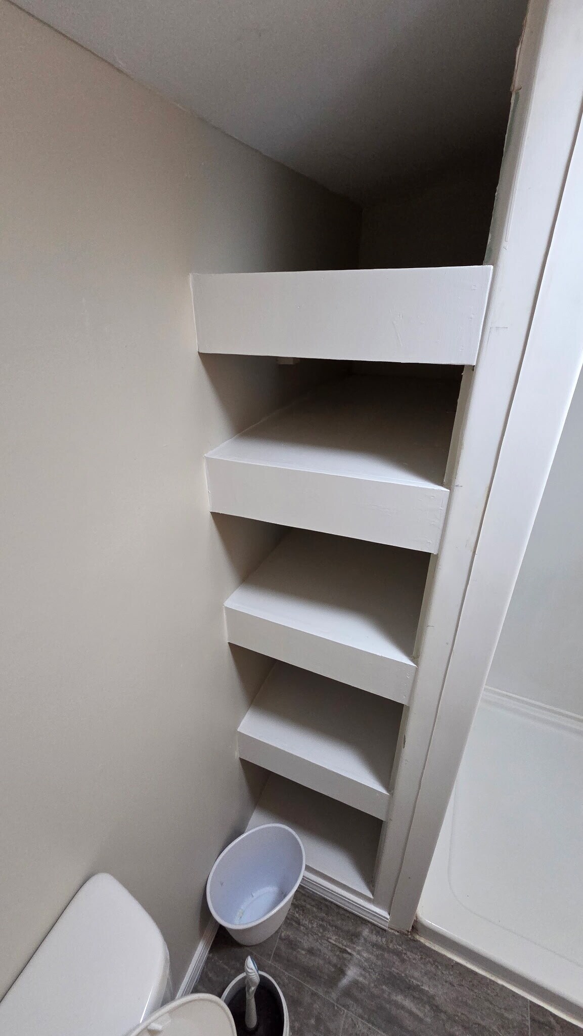 Building Photo - 7896 Elderberry Cir